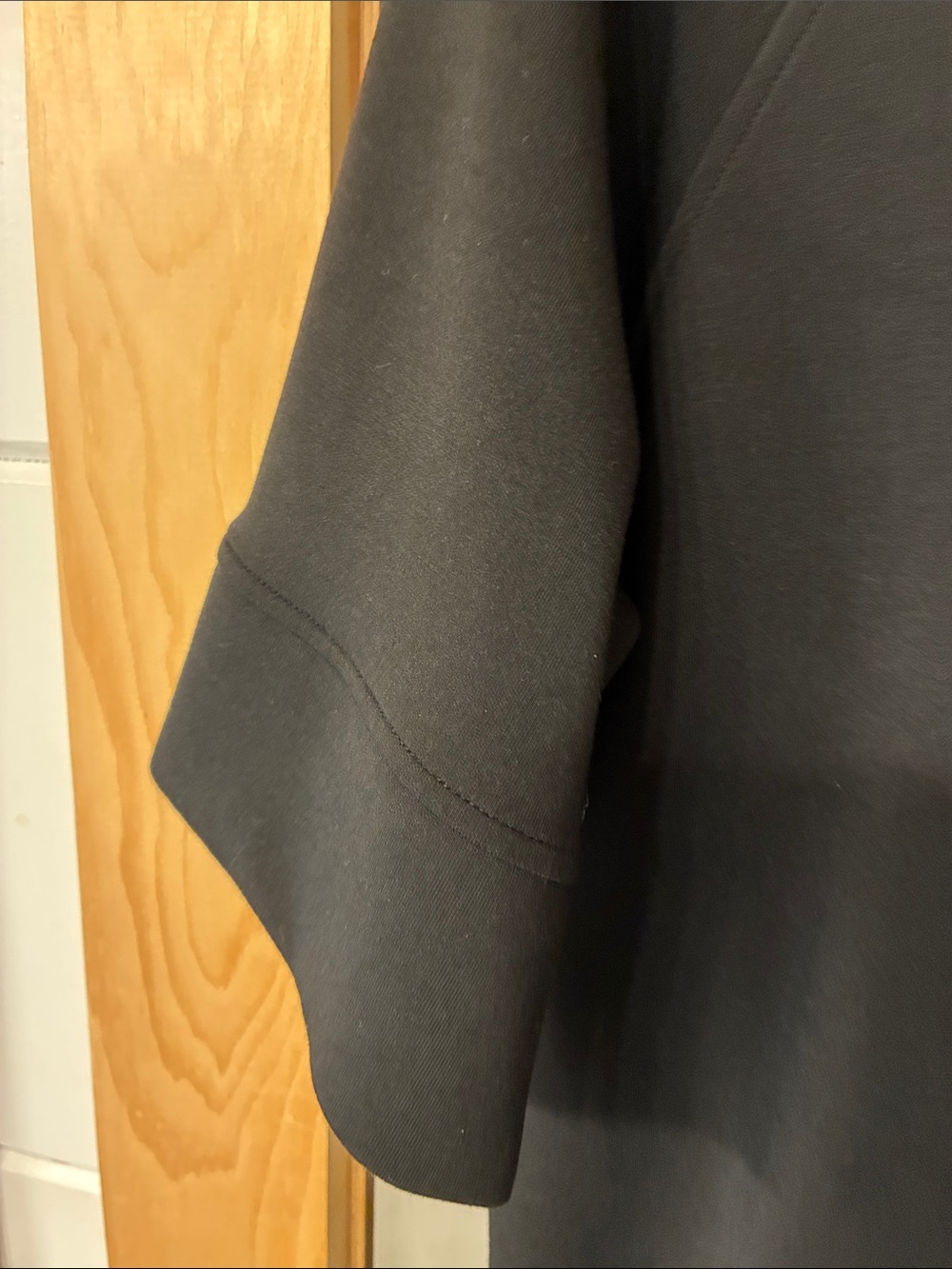 Women’s 2 piece Lounge Black Short-Sleeve Crewneck Top and pants medium - Picture 4 of 7